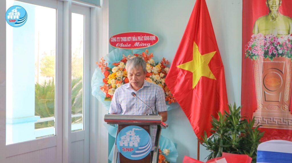 Ông Đặng Vĩnh Sơn, Ủy viên BTV Tỉnh ủy, Trưởng ban BQL KKT tỉnh phát biểu