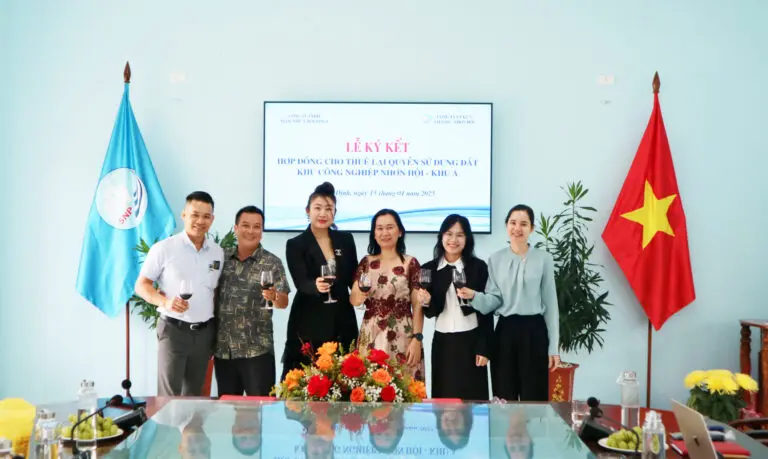 Lễ ký kết Hợp đồng với Công ty TNHH Ngọc Như Ý Holdings