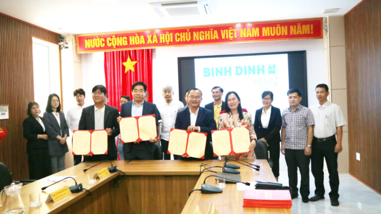 Lễ ký kết MOU giữa Công ty CP KCN Sài Gòn Nhơn Hội và đối tác Hàn Quốc