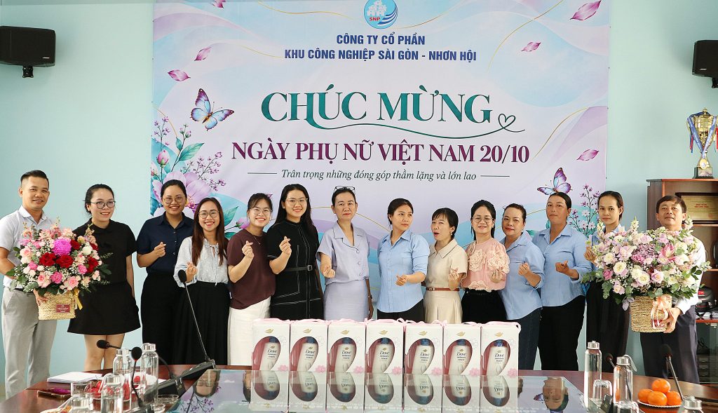 SNP chào mừng Ngày phụ nữ Việt Nam 20-10 (2)